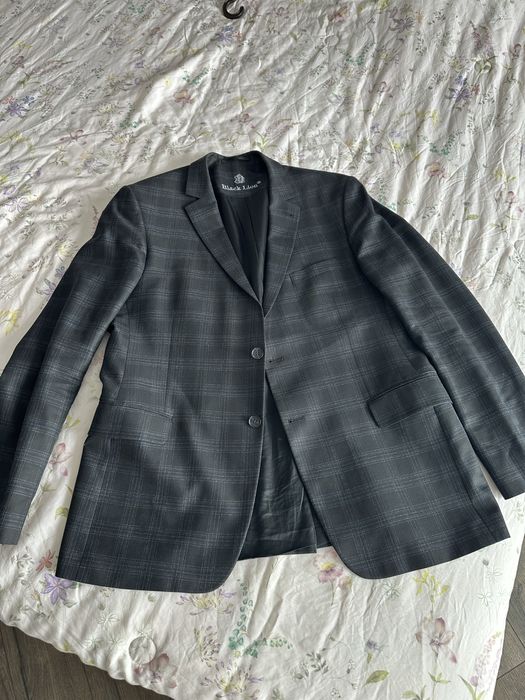 Мужской костюм с брюками