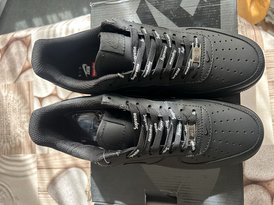 Black air force 1 supreme