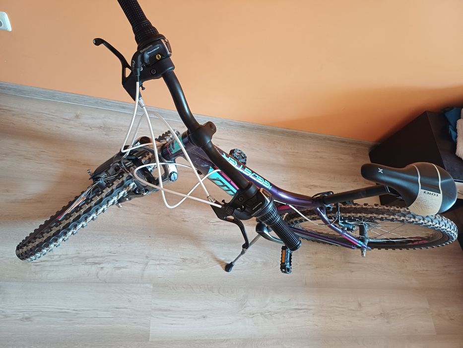 Детско колело cross 24" за момиче.