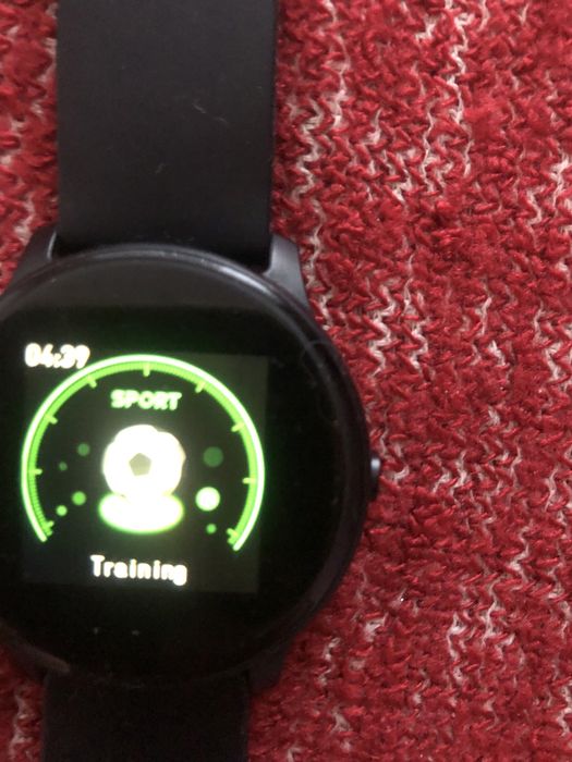 Часовник със зарядно