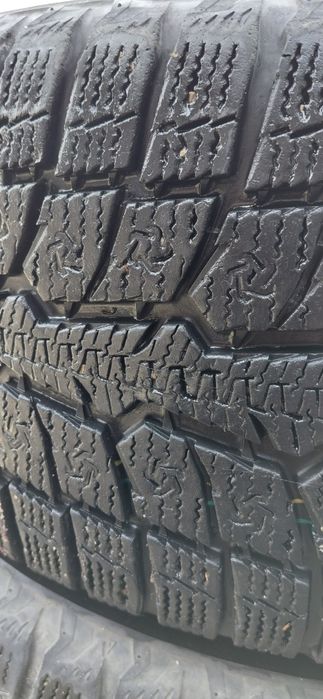 Продам комплект шины с дисками