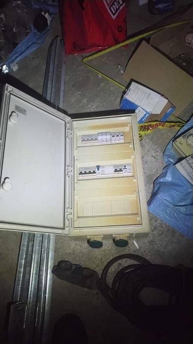 De vanzare panou de 3.8v