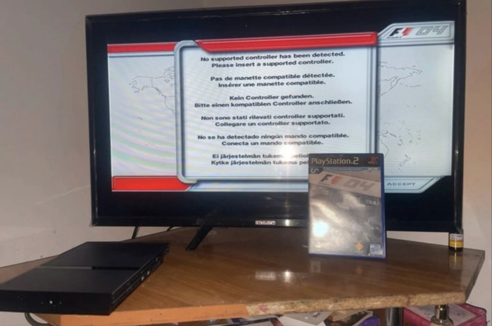 PlayStation 2 Slim + Controller + 3 Jocuri (Cod: PS2)