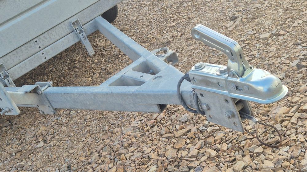 Продам прицеп двухостный