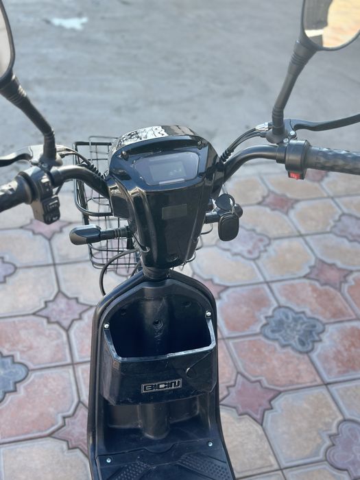 Электромопед в отличном состоянии