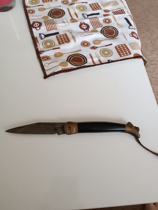 Стар джобен нож дамско краче.