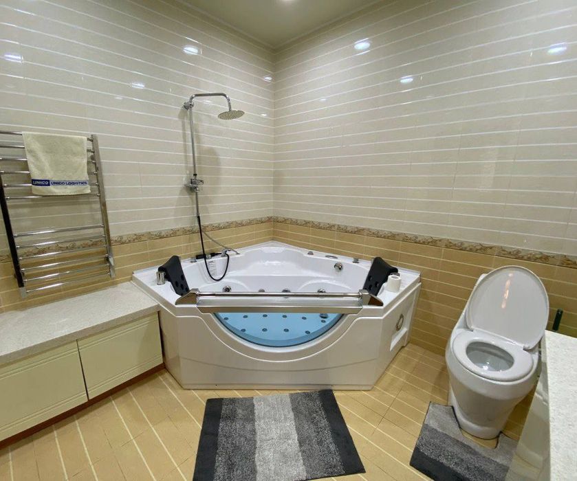 Продаётся квартира Дуплекс 200 м2 Массив Госпитальный