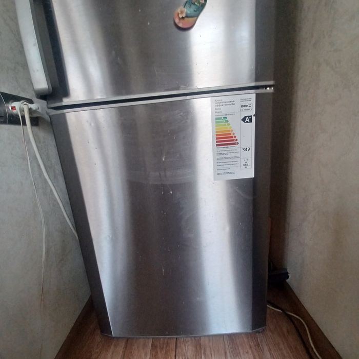 Холодидьник Веко