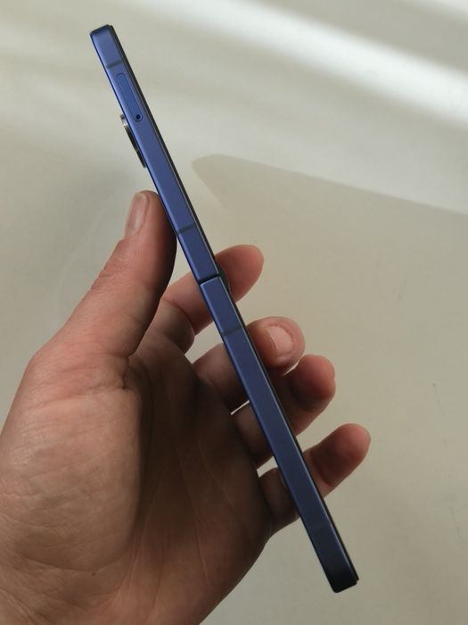 Vand/schimb Samsung Z Flip 7 512gb