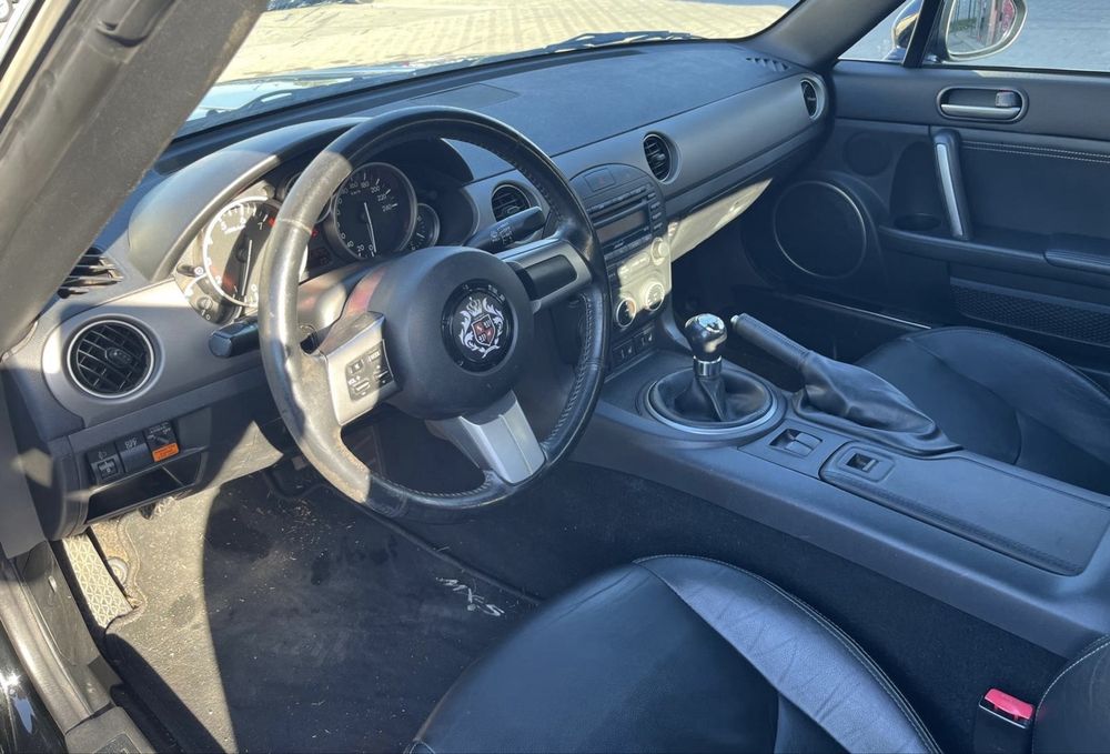 MAZDA MX-5 2011 — imagine 5