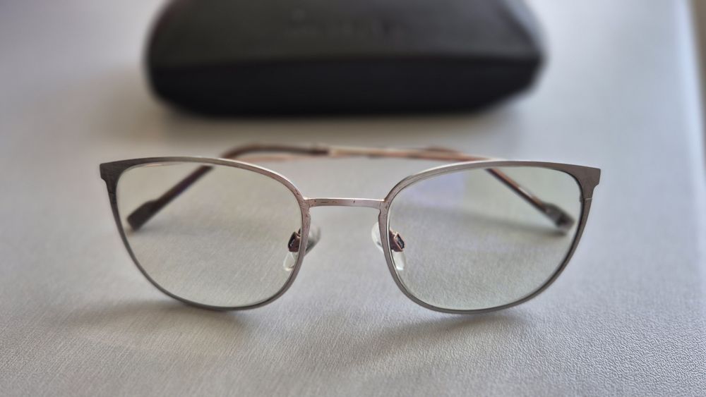 Ochelari progresivi +1,50 cu +3,25 cu rama titan vintage