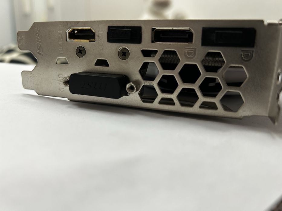 Placa video MSI Radeon Rx580 armor OC 8gb