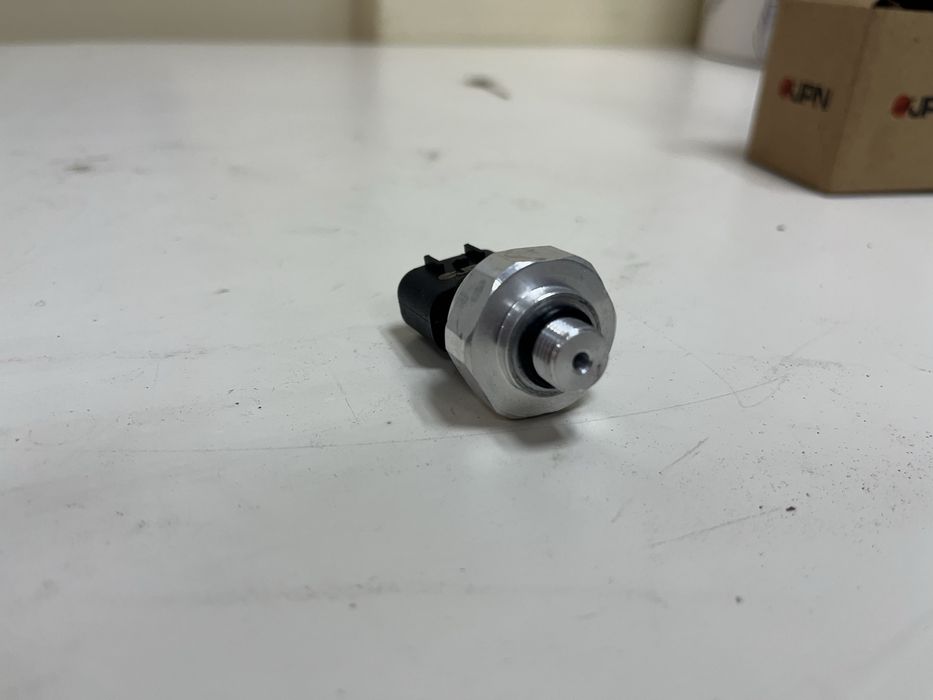 Сензор за налягане за климатик за Тойота -пресостат