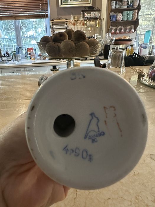 Продам фарфоровую статуэтки советского периода