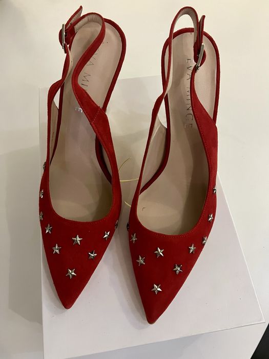 Чисто нови обувки Eva Minge