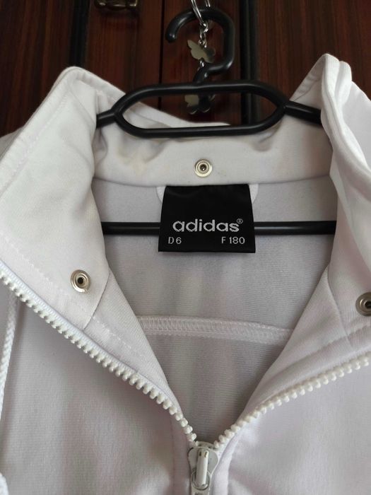 Адидас елек Л размер