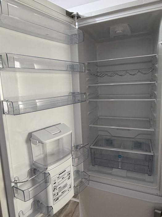 Combina frigorifica Beko