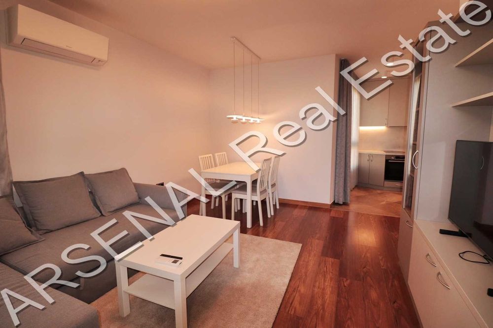 Дава се под наем Двустаен апартамент в София, Редута - 73 кв.м за 548.25 € - Снимка #2
