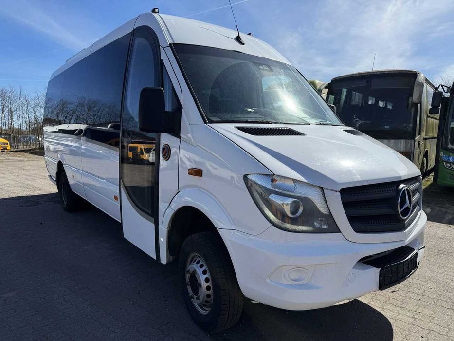 Микроавтобус  Mercedes-Benz Sprinter 4x4