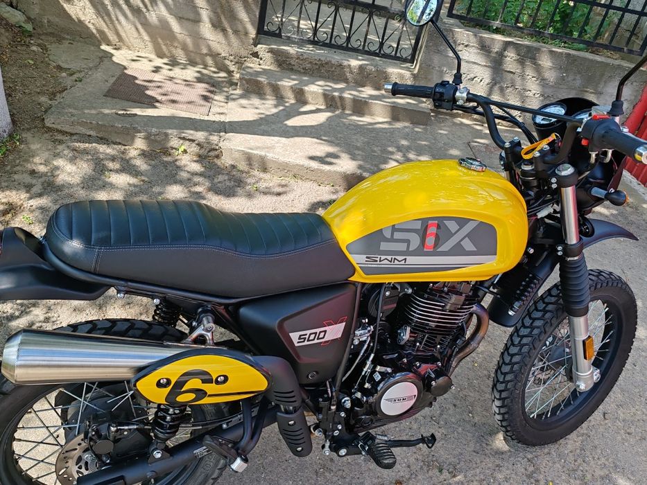 Motocicleta SWM SYX DAYS 500