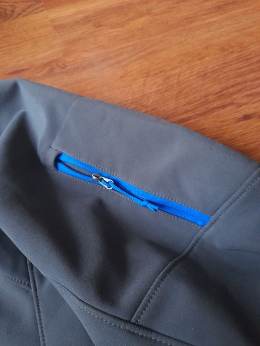 The north face мъжко яке M- L размер.