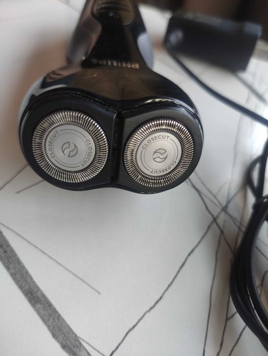 Электробритвы Филипс и Национал