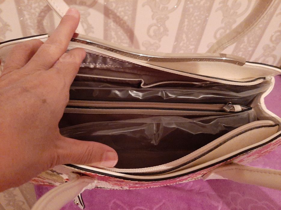 Сумки женские,  ЛИСТАЙ