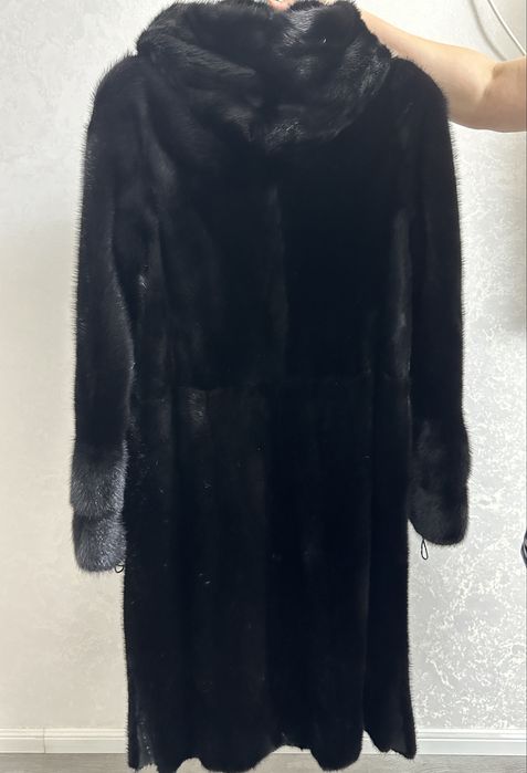 продам норковую шубу