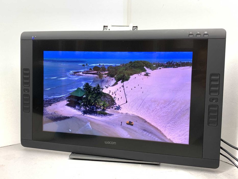Интерактивен графичен таблет WACOM Cintiq 22HD (DTH-2200)/-> Отлични