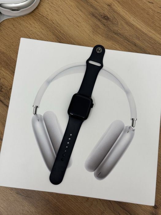 Apple Watch SE 40mm продам