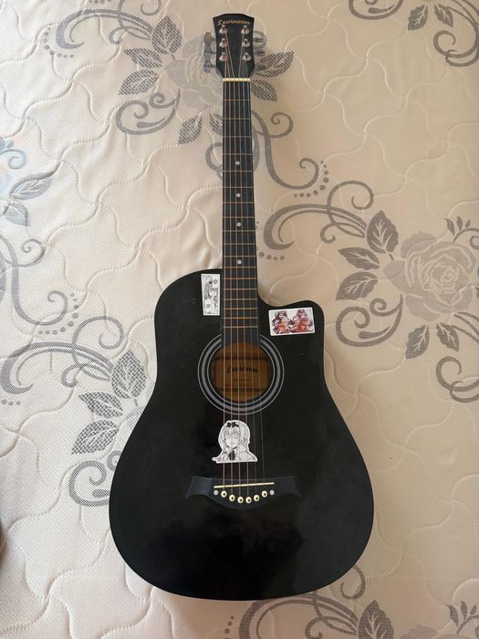 Гитара хечолымен