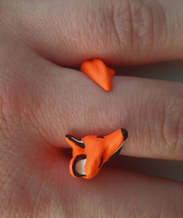 Кольцо лисичка..