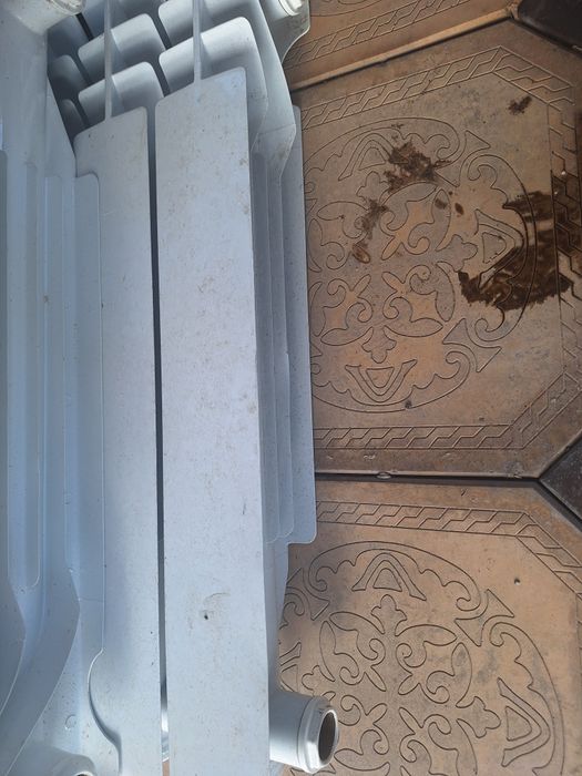 Продам алюмениевый батарею