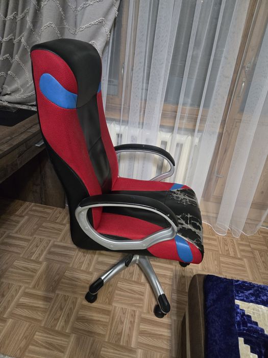 Кресло для офиса