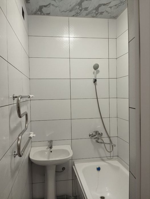 2 хона уй сотилади