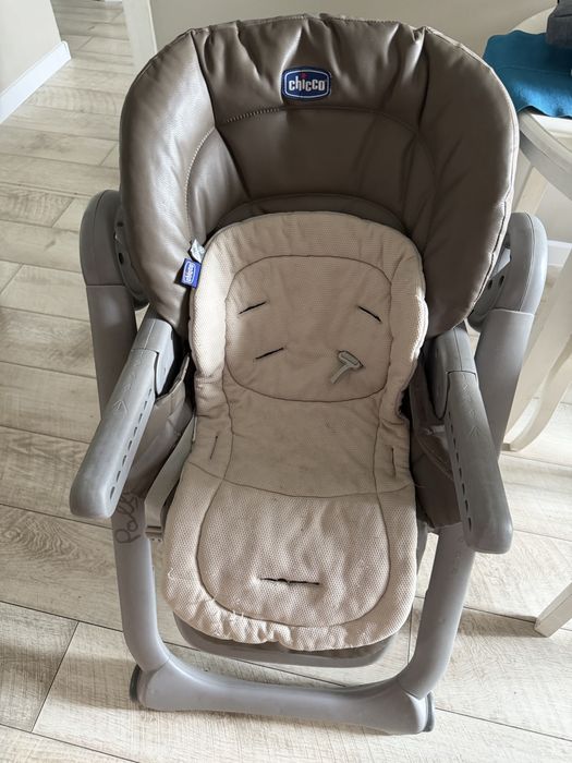 Продам детский стул chicco