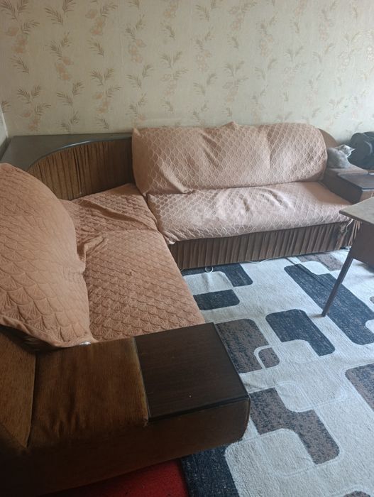 Диван отдам даром