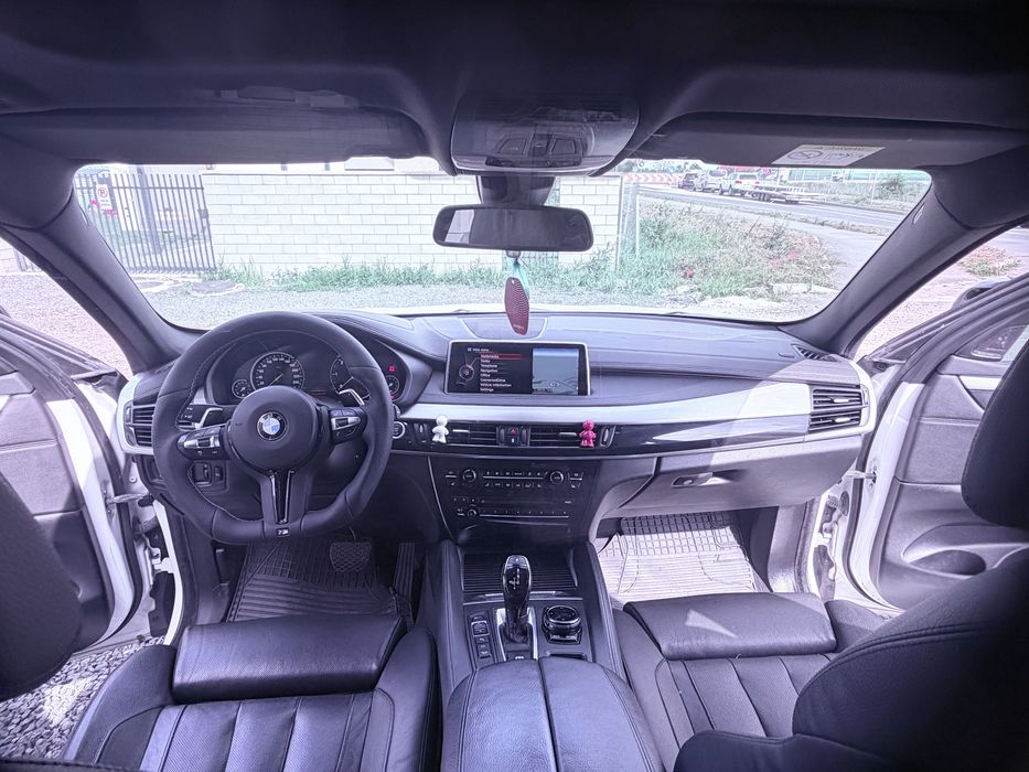 Vand BMW X6 F16 avariata motor