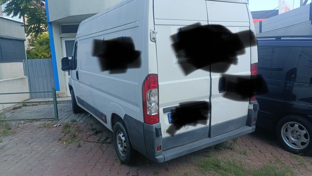 Vând/DEZMEMBREZ  Fiat Ducato 2.3 Diesel 6 trepte(MASINA ESTE LA CHEIE)