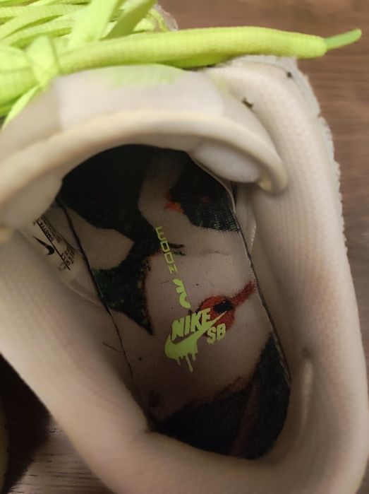 Кроссовки Мумии Nike 39 размер