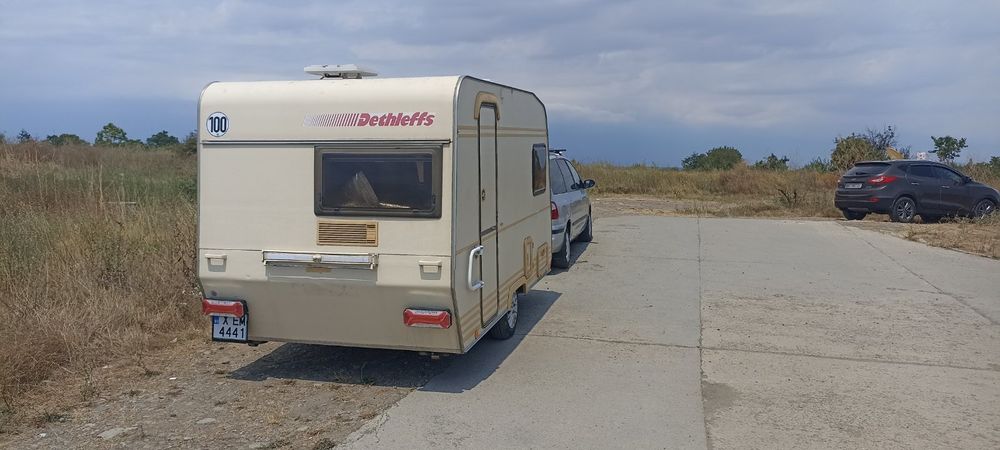 продавам каравана