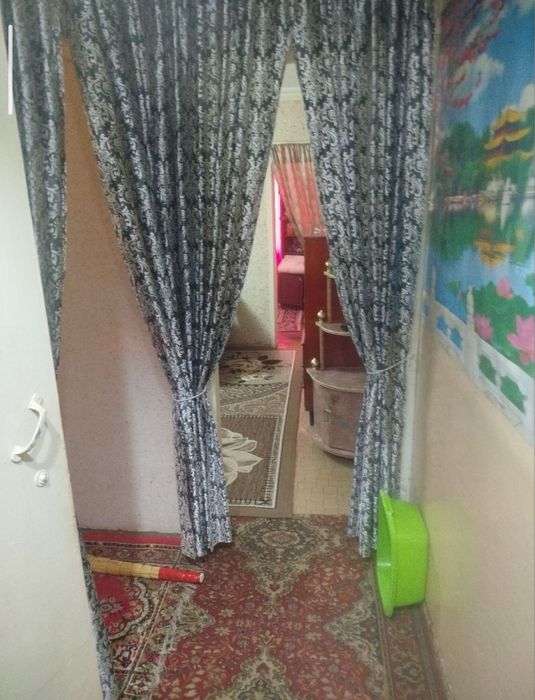 3-xonali kvartira sotiladi 50.000 vagzal