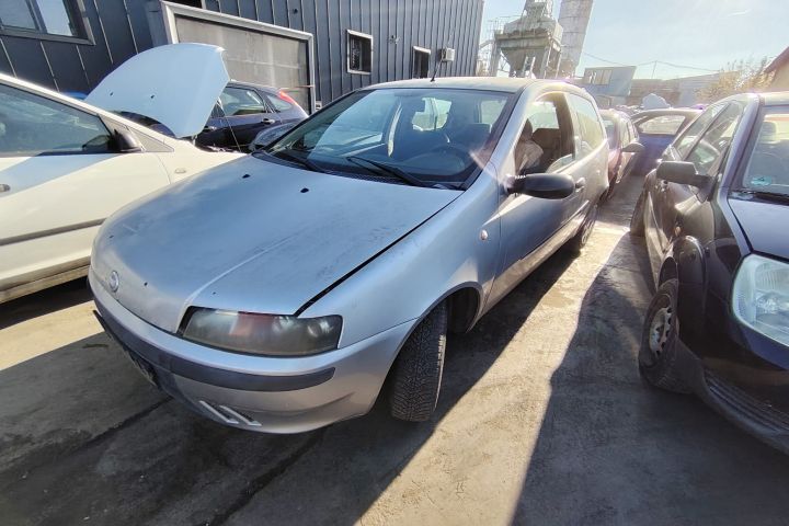 Usa / Portiera dreapta Fiat Punto 2002 1.2 MT (60 hp)