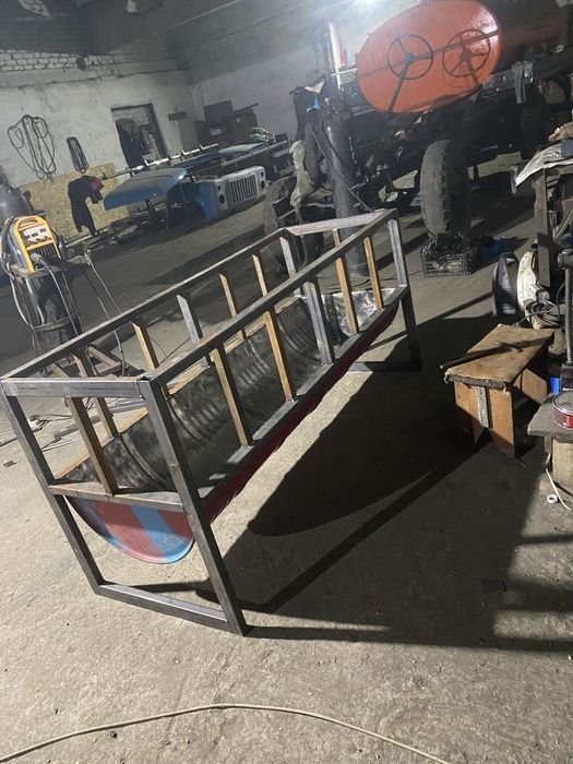 Кормушка из бочки 200 л