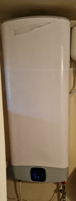 Vând boliler Electric 1500 w Ariston