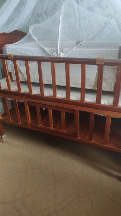 Кроватка детская
