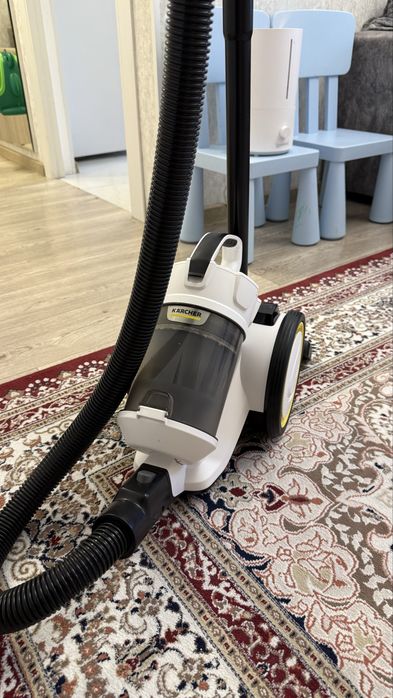 Пылесос Karcher VC 3 plus
