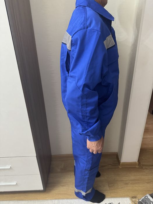 Продам синюю спецовку