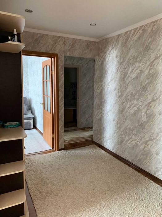 5 комнатную квартиру