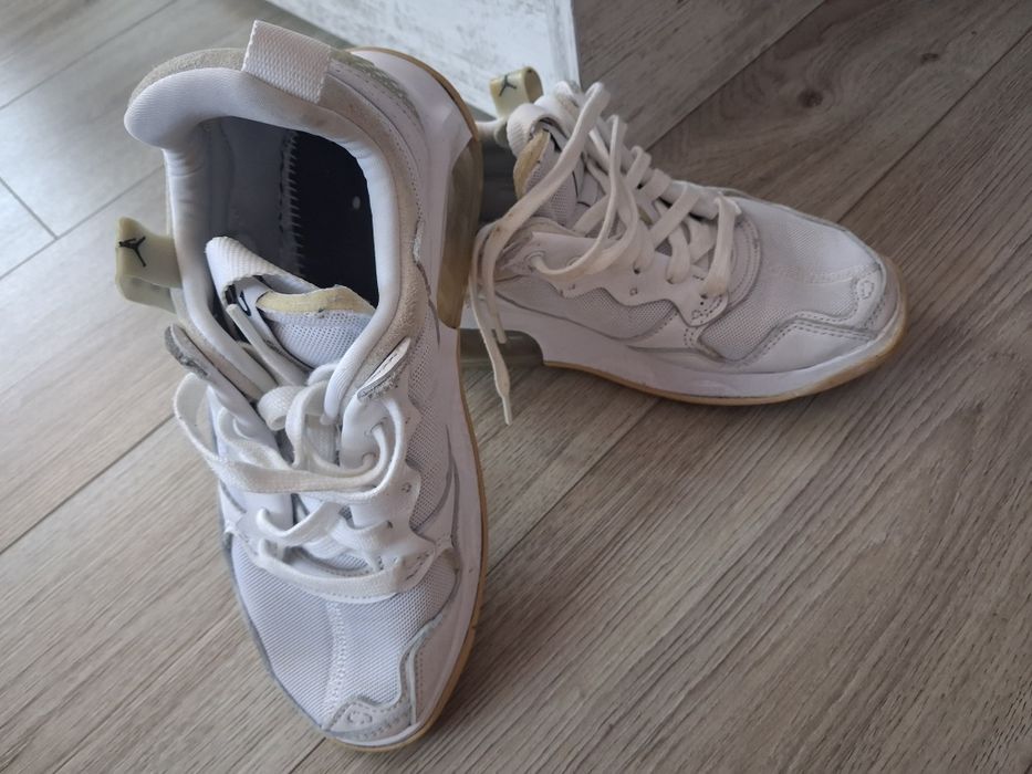 Nike WMNS Jordan MA2